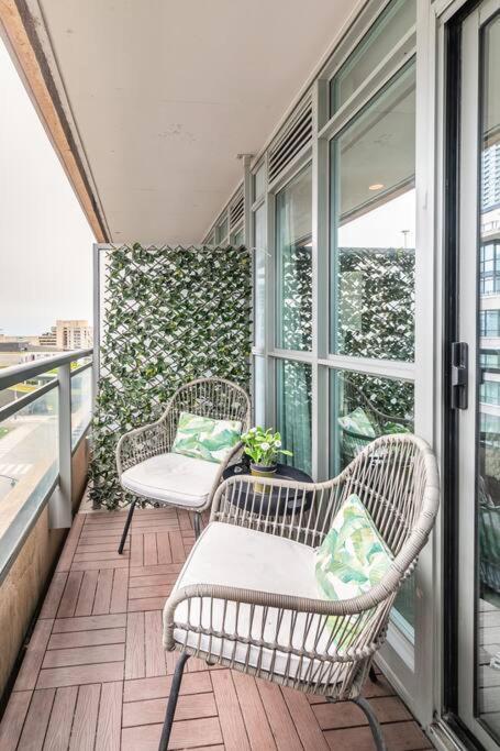 Luxury Suite Downtown Toronto Near Cn Tower Luaran gambar