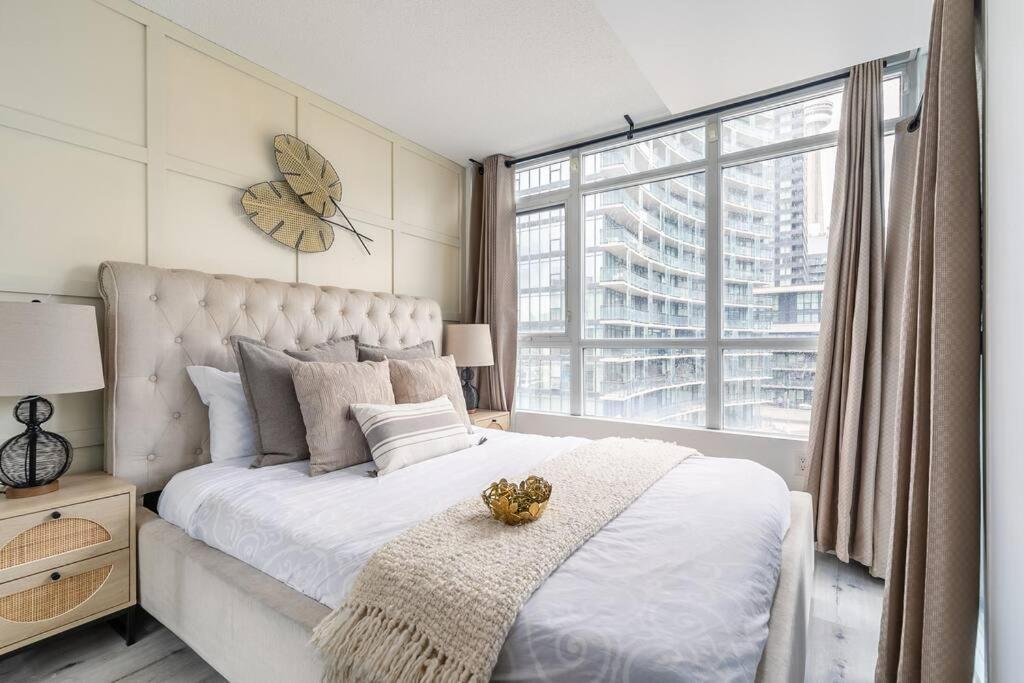 Luxury Suite Downtown Toronto Near Cn Tower Luaran gambar