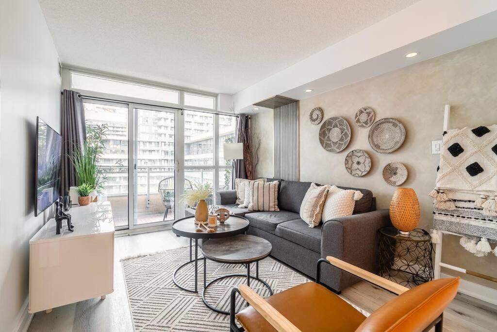 Luxury Suite Downtown Toronto Near Cn Tower Luaran gambar